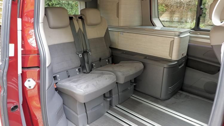 Volkswagen CALIFORNIA ESTATE 1.5 TSI eHybrid Beach Camper 5dr 4MOTION DSG